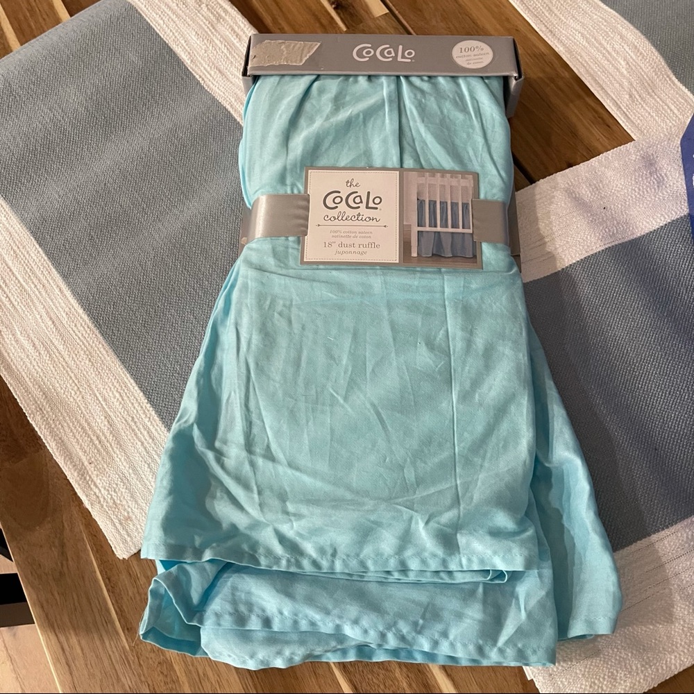 CoCaLo blue crib  18 inch dust‎ ruffle